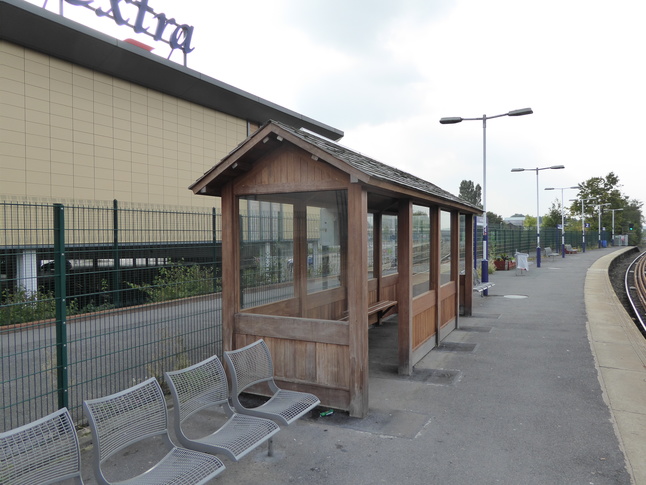 Accrington platform 2 wooden
shelter