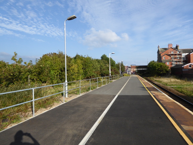 Ansdell and Fairhaven
platform looking east