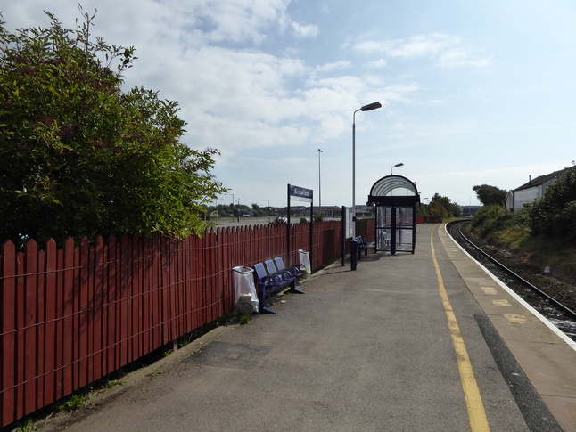 Blackpool South platform
looking south