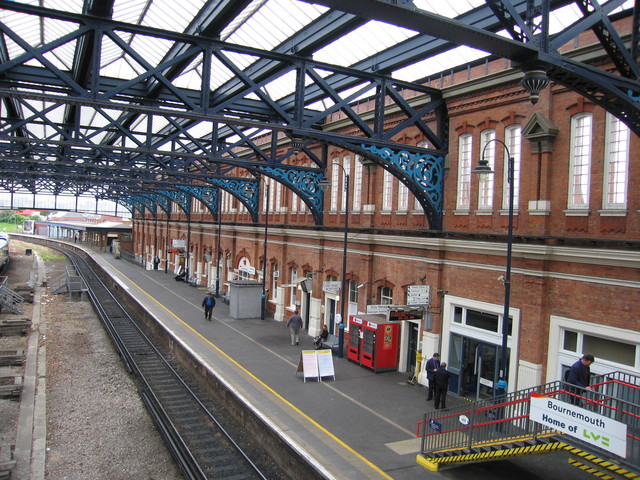 Bournemouth platform 3 from
footbridge