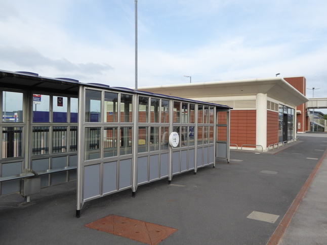 Buckshaw Parkway platform 1
shelter