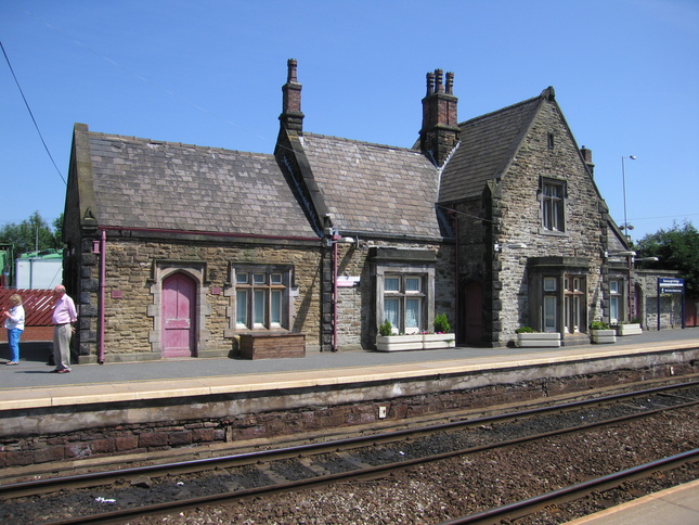 Burscough Bridge platform 2
building rear