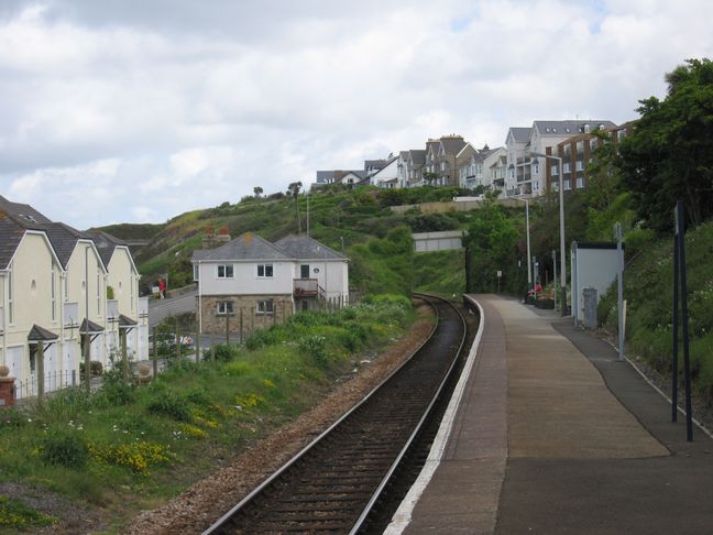 Carbis Bay platform