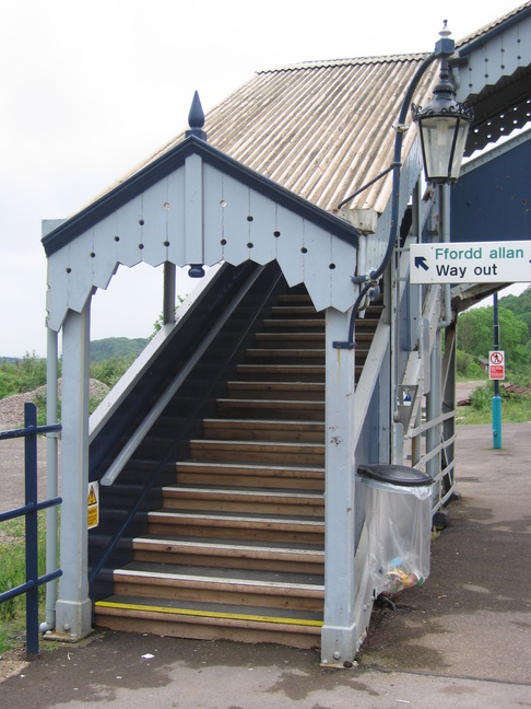 Chepstow platform 1 footbridge
entrance