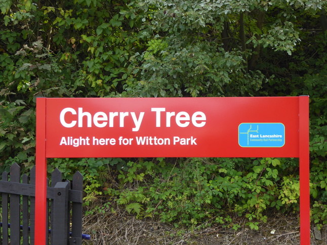 Cherry Tree - Alight here for Witton
Park