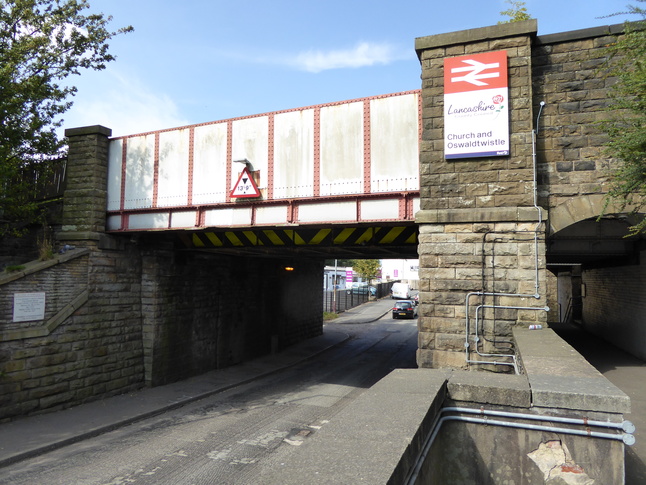 Church and
Oswaldtwistle bridge