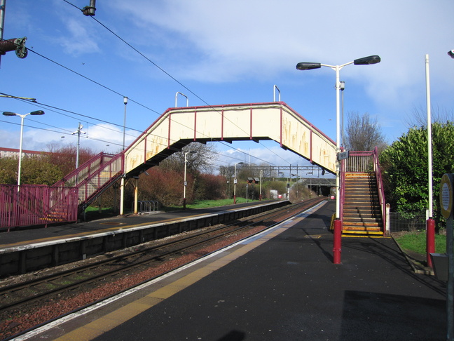 Drumry footbridge looking east