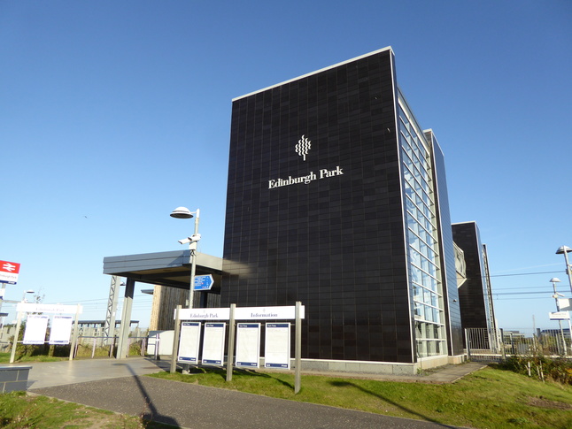 Edinburgh Park approach