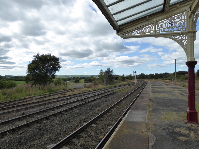 Hellifield platform 2 canopy end