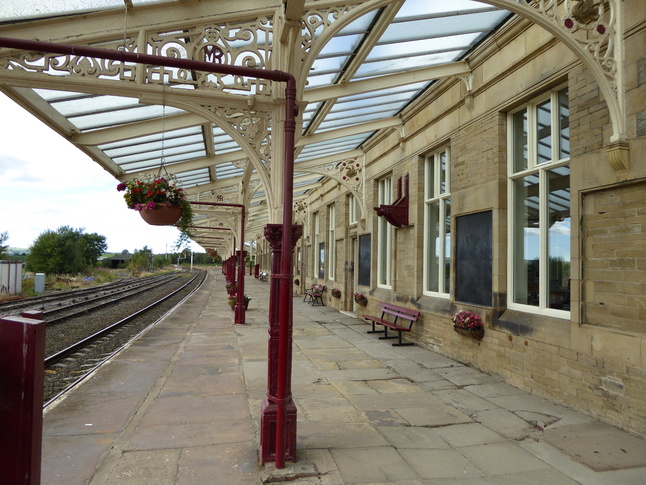 Hellifield platform 2 disused edge