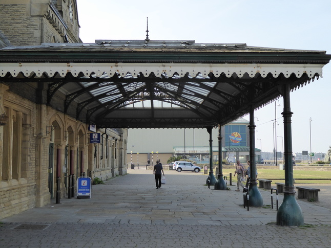 Morecambe Promenade
canopy