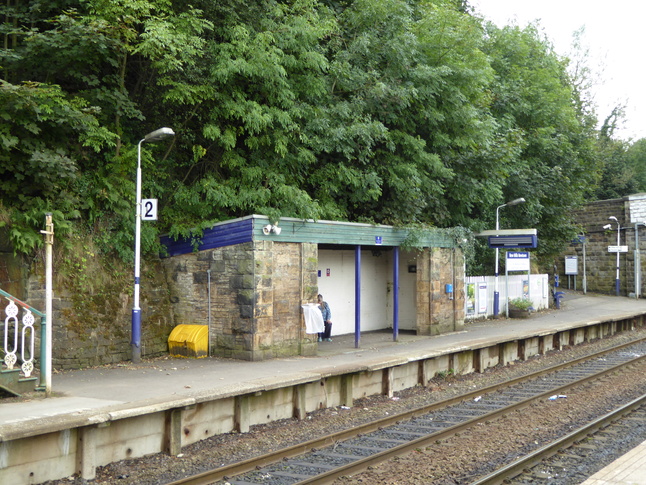 New Mills Newtown platform 2