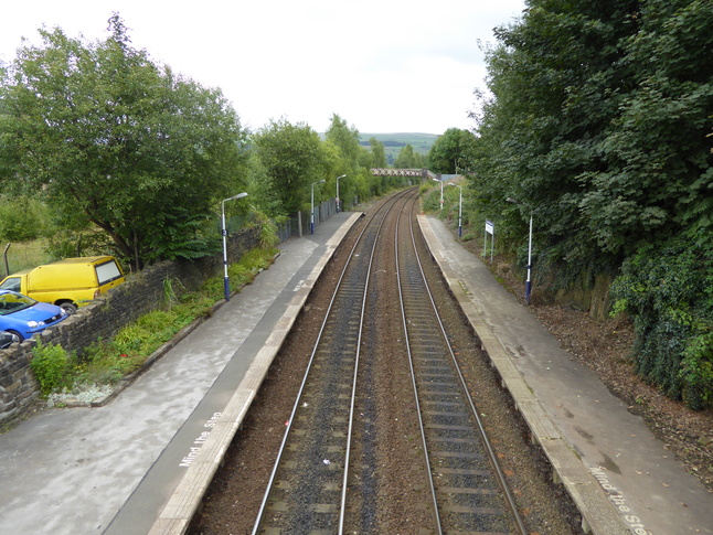 New MIlls Newtown looking east from footbridge