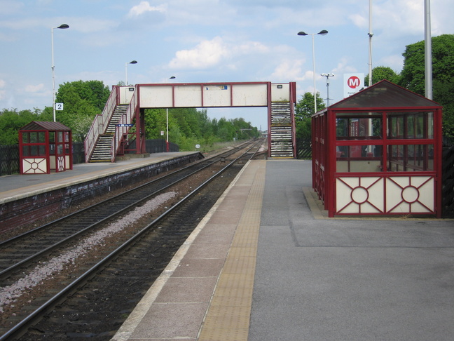 Pontefract Monkhill platform
1 looking east
