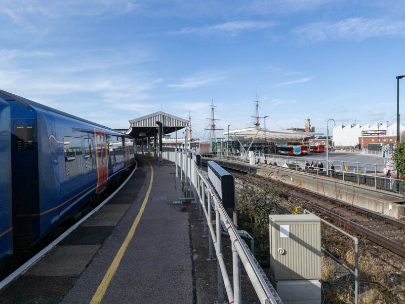 Looking west along platform 3, with the disused platform 2 behind the fence on the right.