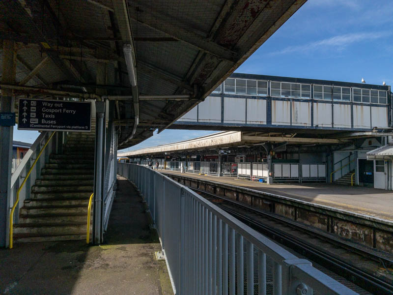 A footbridge joins platform
  3 to platform 1, where the main station entrance is, but one can
  also continue along the platform for ferry services.