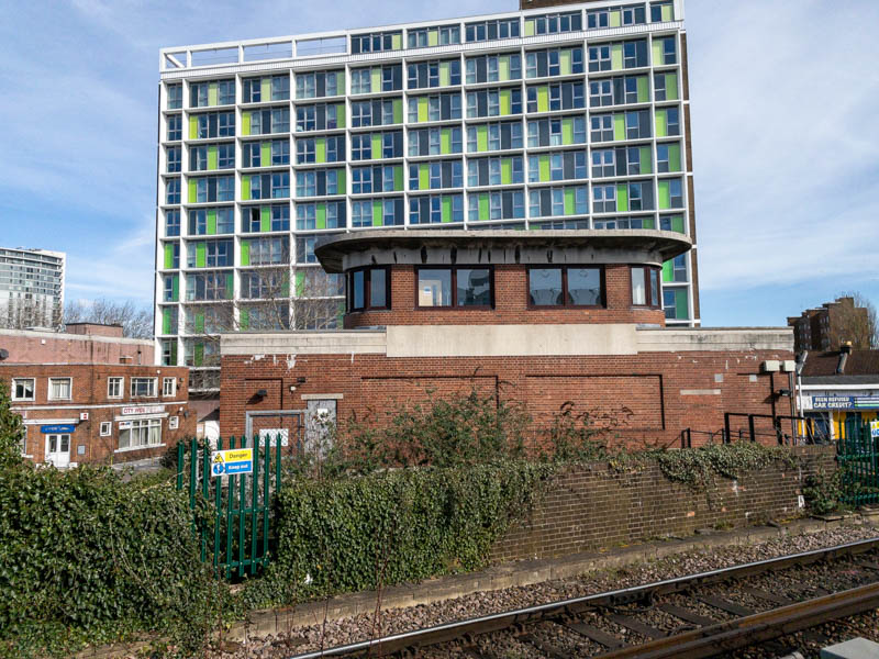 The signalbox at the eastern end of the station.