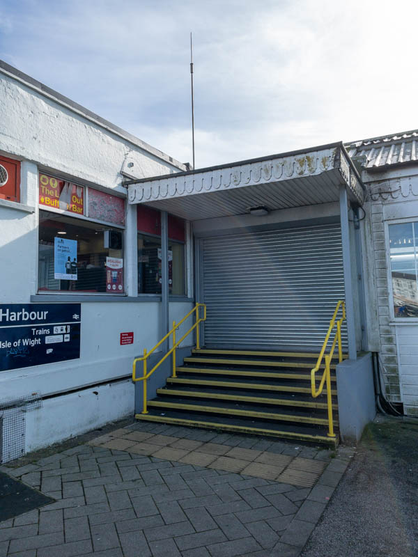 A side entrance to platform 1, closed, and my friend has never seen it open.