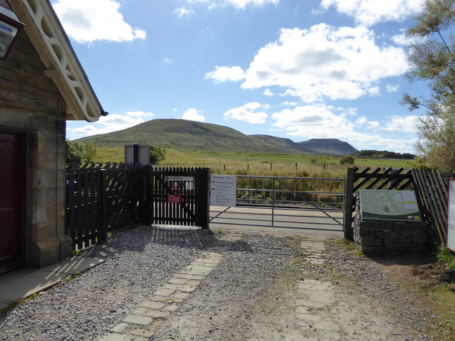 Ribblehead platform entrance