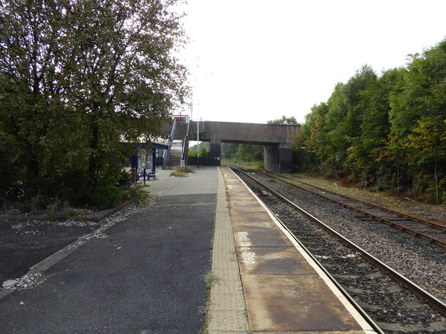 Rose Grove platform 1 looking west