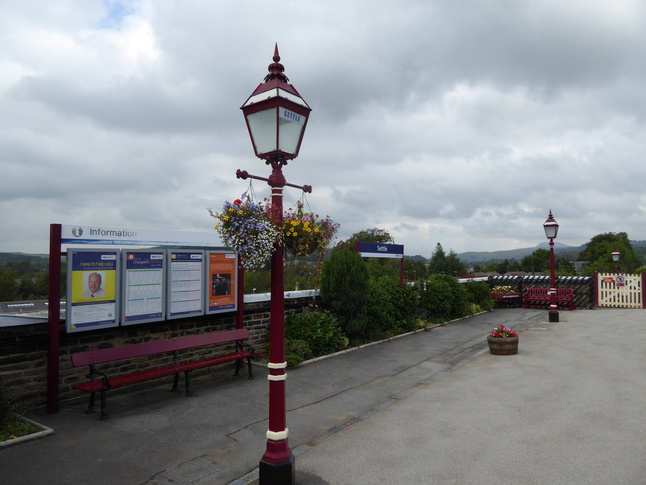 Settle platform 2 looking north