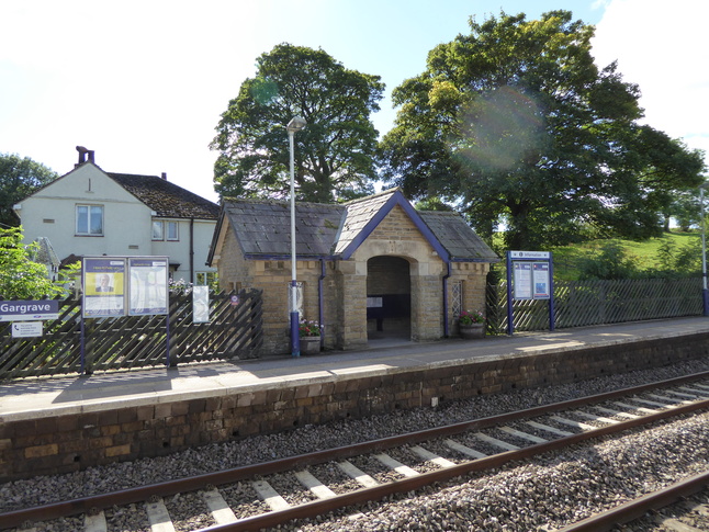 Gargrave platform 2 building