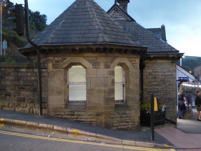 Mossley corner