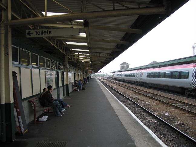 Plymouth platform 4, looking west
