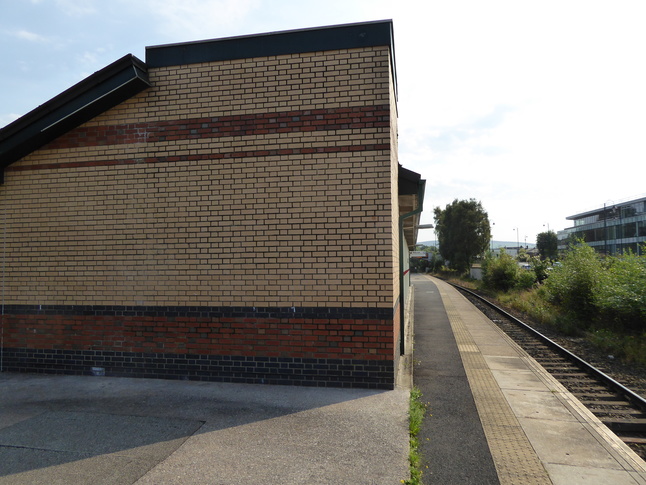 Ashton-under-Lyne new building end