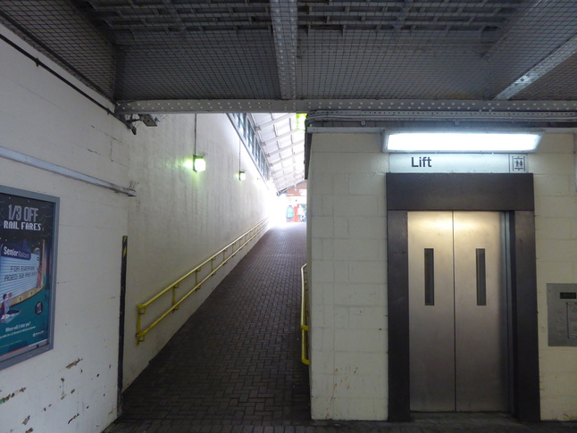 Ashton-under-Lyne ramp and lift