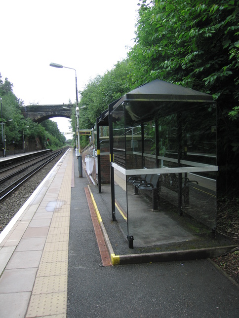 Aughton Park platform 2 shelter