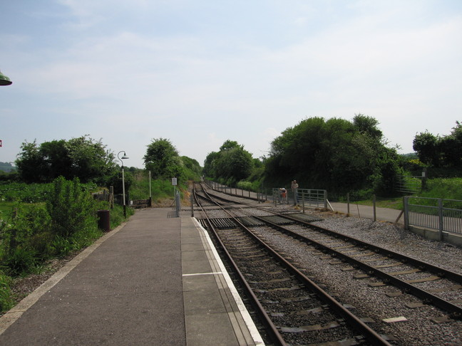Avon Riverside looking south