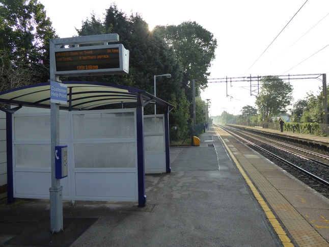 Bramhall platform 2 shelter