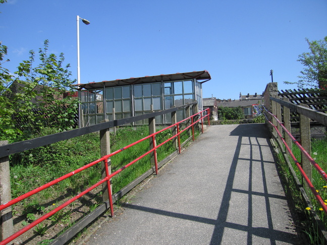 Bramley platform 1 entrance