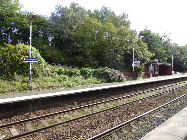 Brinnington platform 2 seen from platform 1