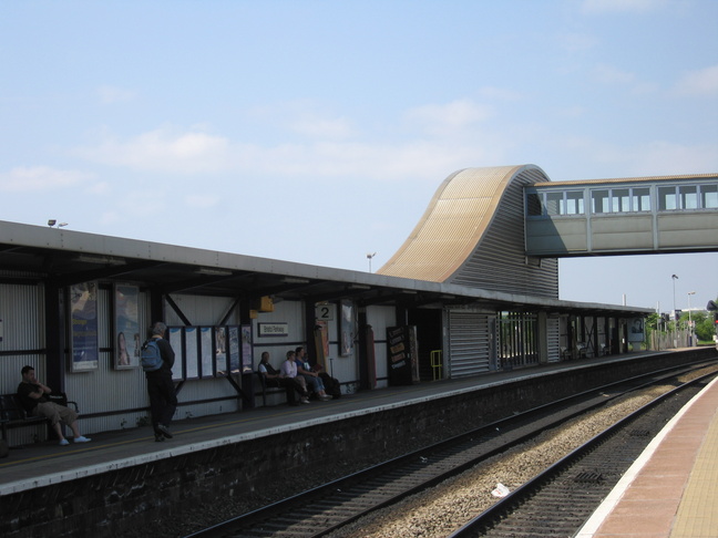 Bristol Parkway platform 2
stairs