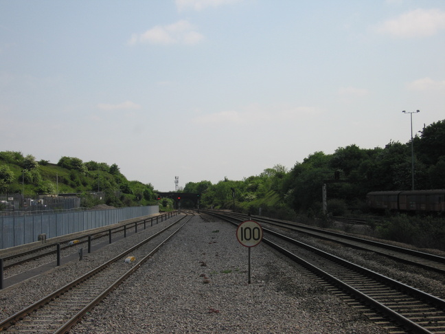 Bristol Parkway looking east