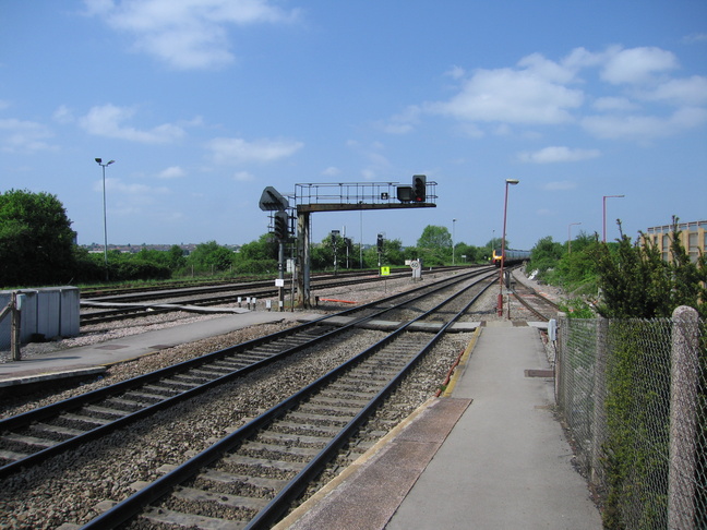 Bristol Parkway looking west