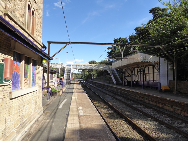 Broadbottom platform 1 looking east