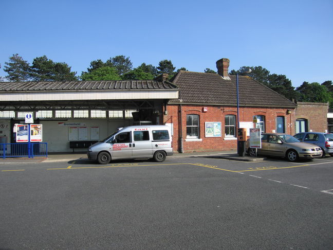 Brockenhurst front