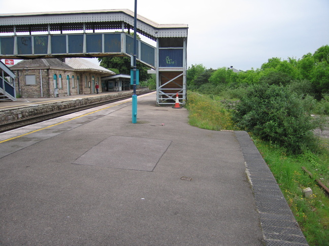 Chepstow disused platform
edge