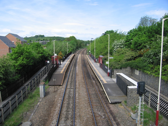 Cottingley from footbridge
looking north