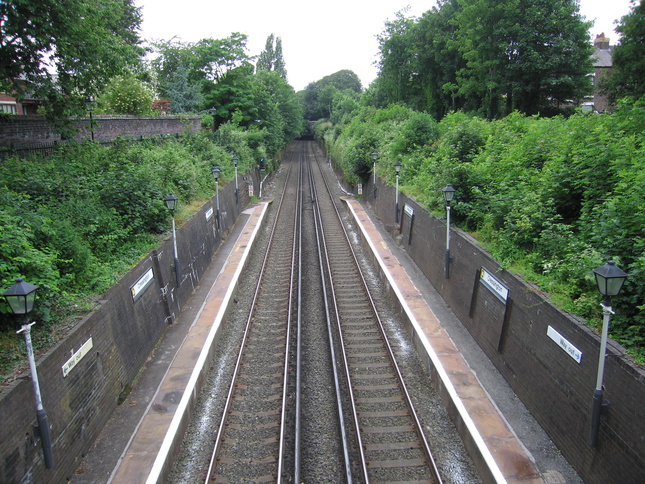 Cressington from west
bridge looking west