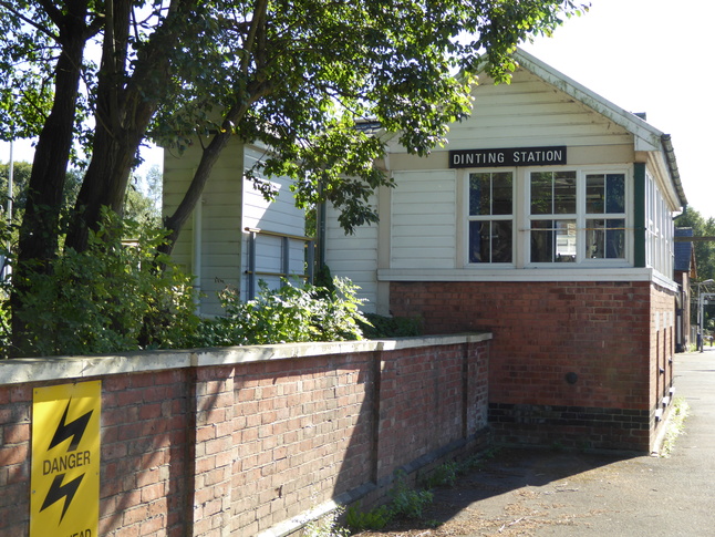 Dinting signalbox rear