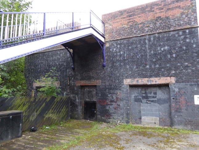Fairfield platform 1 disused entrances