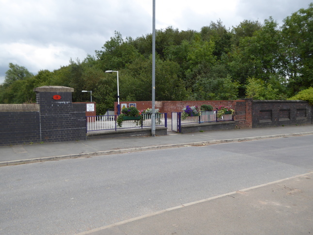 Fairfield platform 1 entrance