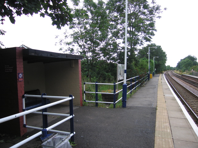Great Coates platform 2 shelter