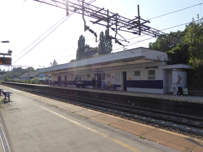 Heald Green platform 1 rear