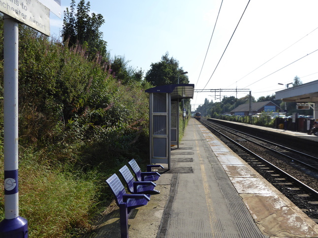 Heald Green platform 2 looking south
