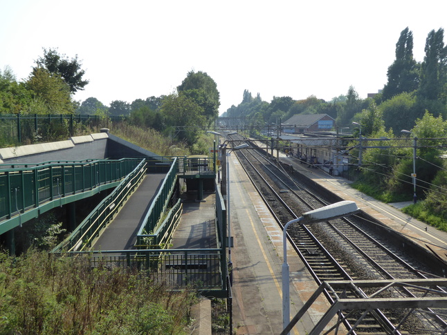 Heald Green looking south from bridge